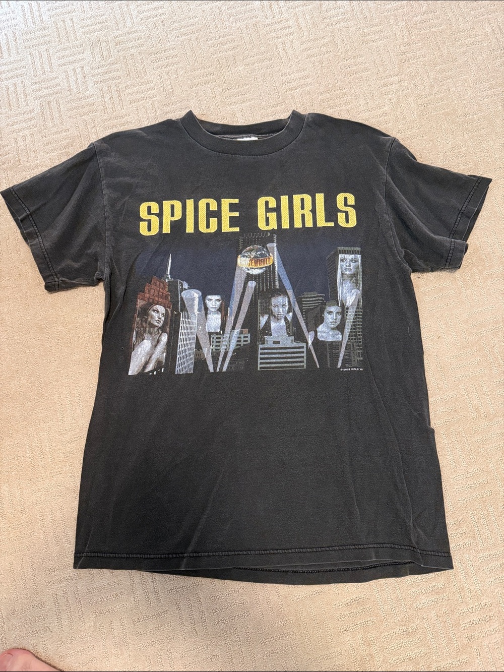 VINTAGE Spice Girls spiceworld tour shirt